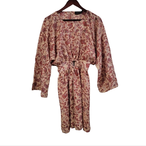 NWOT MinkPink Maximilliane Pink Floral Cutout Flowy Chiffon Mini Dress Medium - Picture 3 of 6